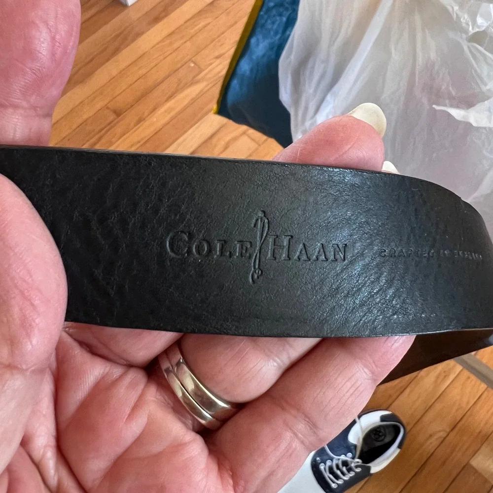 Cole Haan Black Leather Belt Silver Buckle‎ Men's Dress Casual 42x1.5
